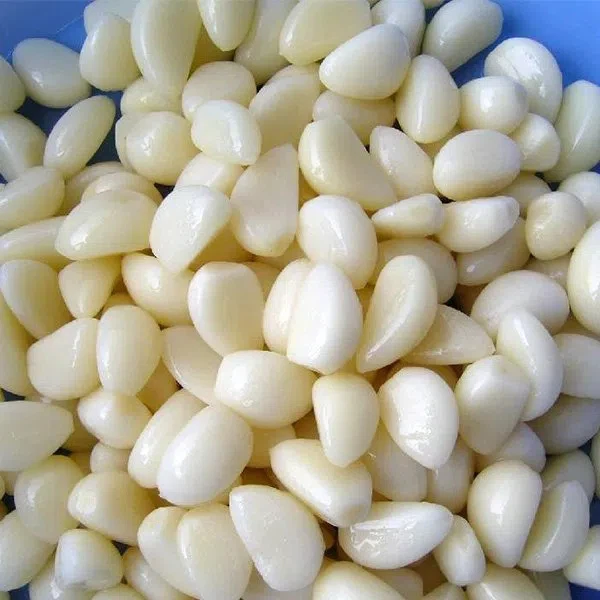 frozen-fresh-vacuum-packed-peeled-garlic30351369466